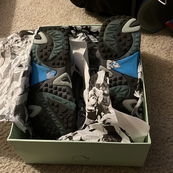 Off-White c/o Virgil Abloh™ - Picture 3 of 5